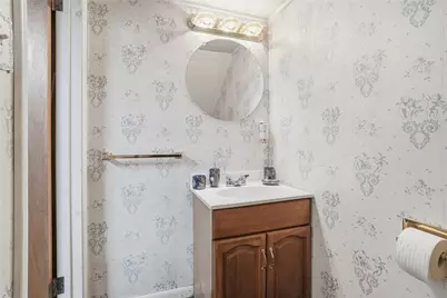 494 Barbara Dr, Pittsburgh, PA 15227 - Photo 28