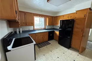 113 Greenhill Dr, Twp of But NW, PA 16001 - Photo 6