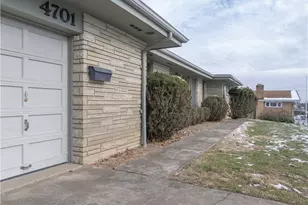 4701 Doverdell Dr, Pittsburgh, PA 15236 - Photo 34