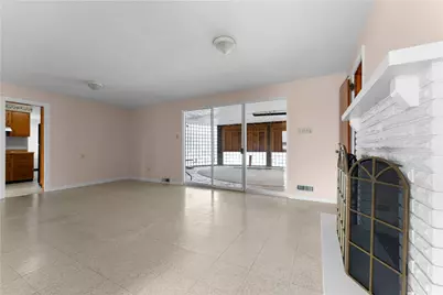 4701 Doverdell Dr, Pittsburgh, PA 15236 - Photo 8