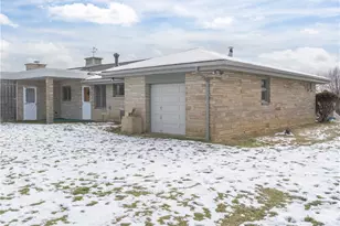 4701 Doverdell Dr, Pittsburgh, PA 15236 - Photo 28