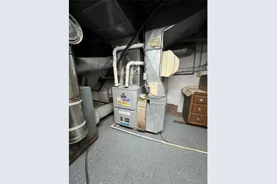 1302 Huron Ave, New Castle, PA 16101 - Photo 32