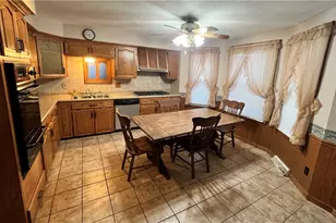 1302 Huron Ave, New Castle, PA 16101 - Photo 8