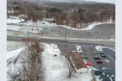 1909 E Washington St, Shenango Township, PA 16101 - Photo 12