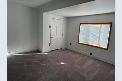 1169 Leaside Dr, Pittsburgh, PA 15207 - Photo 6