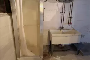 1169 Leaside Dr, Pittsburgh, PA 15207 - Photo 26