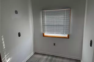 1169 Leaside Dr, Pittsburgh, PA 15207 - Photo 10