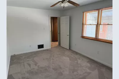 1169 Leaside Dr, Pittsburgh, PA 15207 - Photo 16