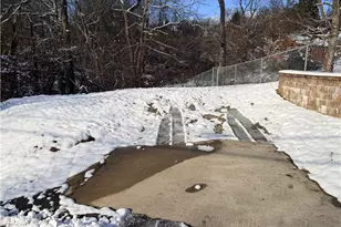 1169 Leaside Dr, Pittsburgh, PA 15207 - Photo 34