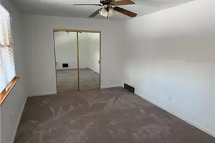 1169 Leaside Dr, Pittsburgh, PA 15207 - Photo 14