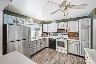 1415 Wakefield Dr, Hermitage, PA 16148 - Photo 16