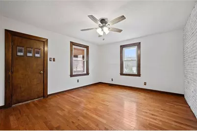 369 Chestnut St, Hyde Park, PA 15641 - Photo 10