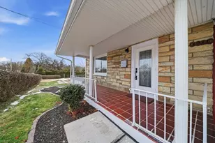 1911 McLean St, Aliquippa, PA 15001 - Photo 34