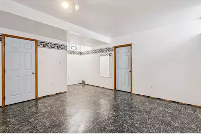 212 Pine Street, Zelienople, PA 16063 - Photo 24