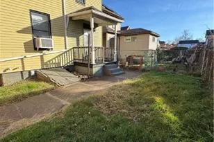 1647 Church St, Ambridge, PA 15003 - Photo 16