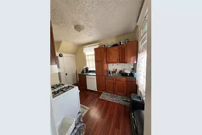 1647 Church St, Ambridge, PA 15003 - Photo 6