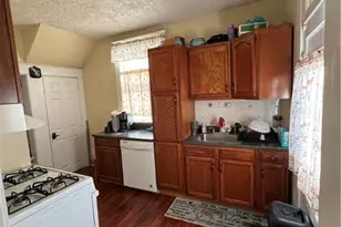 1647 Church St, Ambridge, PA 15003 - Photo 6