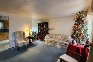 262 Vista Dr, Oaklahoma Boro, PA 15613 - Photo 6