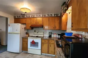 262 Vista Dr, Oaklahoma Boro, PA 15613 - Photo 8