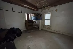 114 Thompson Ave, Donora, PA 15033 - Photo 32