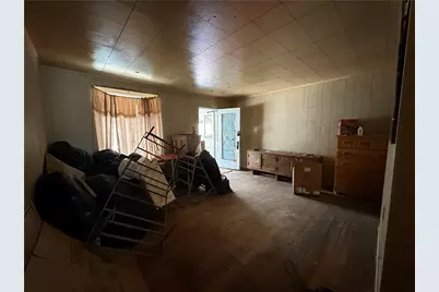 114 Thompson Ave, Donora, PA 15033 - Photo 8