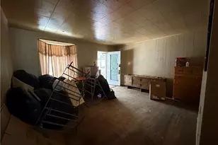 114 Thompson Ave, Donora, PA 15033 - Photo 8