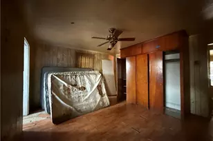 114 Thompson Ave, Donora, PA 15033 - Photo 10