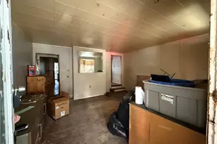 114 Thompson Ave, Donora, PA 15033 - Photo 6