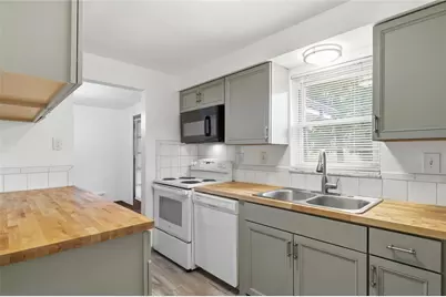 2055 Washington Rd, Pittsburgh, PA 15241 - Photo 24