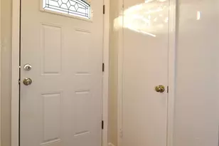 217 Oaklyn Rd, Bethel Park, PA 15102 - Photo 4