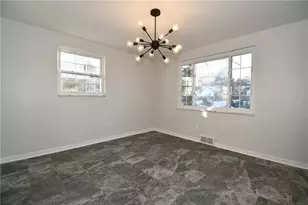 217 Oaklyn Rd, Bethel Park, PA 15102 - Photo 10