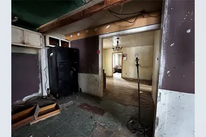 243 Grant St, Washington, PA 16323 - Photo 12