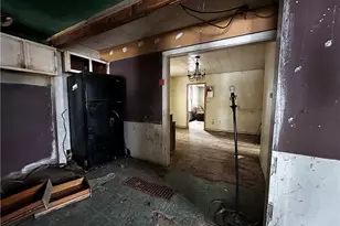 243 Grant St, Washington, PA 16323 - Photo 12