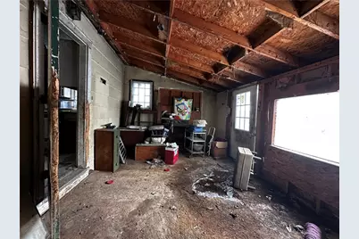 243 Grant St, Washington, PA 16323 - Photo 14