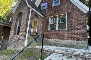 5456 Columbo St, Pittsburgh, PA 15206 - Photo 2