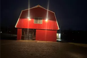 11 Clyde St, Wayne Township, PA 16117 - Photo 16