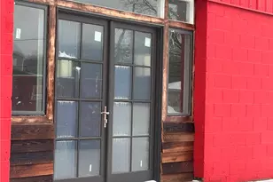 11 Clyde St, Wayne Township, PA 16117 - Photo 2