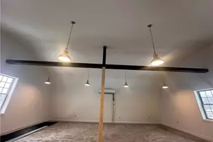 11 Clyde St, Wayne Township, PA 16117 - Photo 8