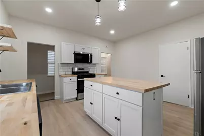 2616 Milburn St, McKeesport, PA 15132 - Photo 2