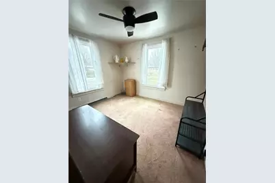 201 Fairway Ln, Penn Township, PA 16002 - Photo 10