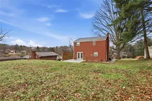 5843 Wilson Dr, Bethel Park, PA 15102 - Photo 28