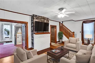 224 S 4th St, Youngwood, PA 15697 - Photo 6