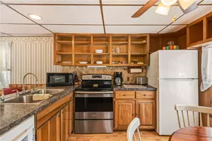 221 Susquehanna St, Boswell Boro, PA 15531 - Photo 16
