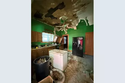 201 W Green St, Connellsville, PA 15425 - Photo 10