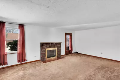 114 S 8th St, Youngwood, PA 15697 - Photo 8
