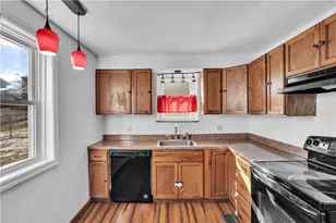 114 S 8th St, Youngwood, PA 15697 - Photo 14