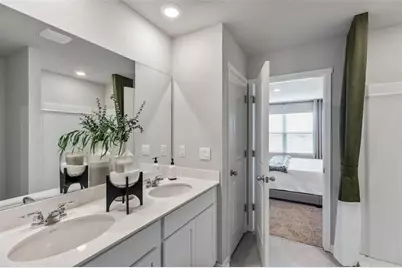 367 Leslie Farms Drive, Connoquenessing Boro, PA 16033 - Photo 12