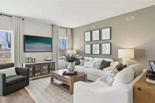 367 Leslie Farms Dr, Connoquenessing Boro, PA 16033 - Photo 2