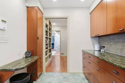800 Amberson, Pittsburgh, PA 15232 - Photo 18
