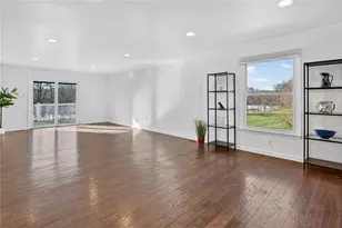 195 Roscommon Pl, Peters Township, PA 15317 - Photo 4